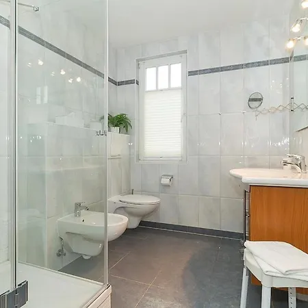 Duenenschloss Duenenschloss 4-08